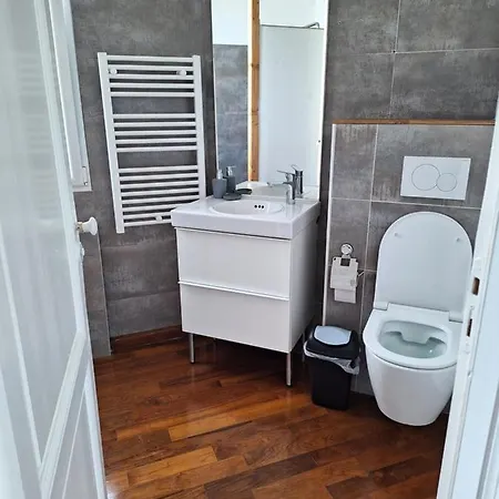 La Maison Partagee D'arlac 3* Merignac (Gironde)