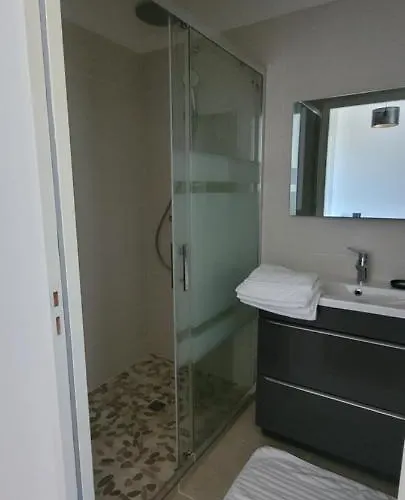 La Maison Partagee D'arlac Gæstehus 3*