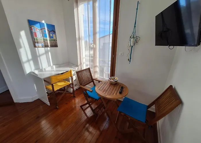 Gæstehus La Maison Partagee D'arlac 3*